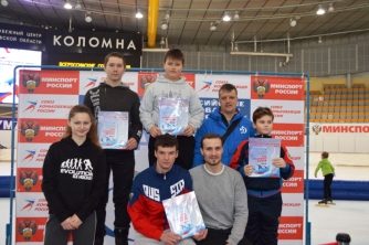 Команда «Нового поколения» на Всероссийских соревнованиях «Лед надежды нашей».